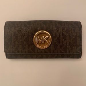 Michael Kors Logo Wallet